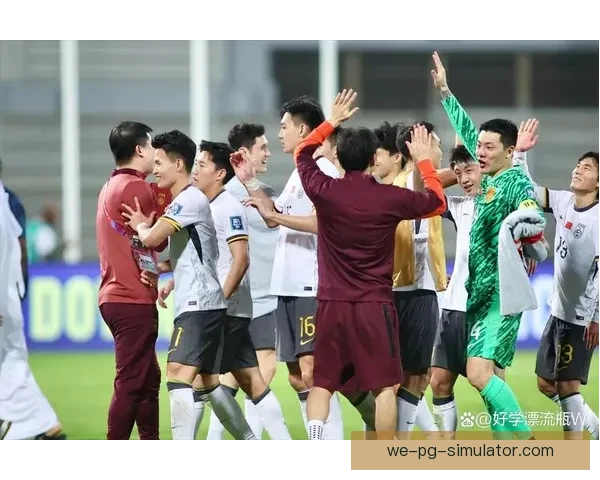 国足18强赛客场遭日本痛击引发球迷热议